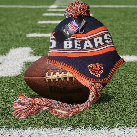 NWOT Bears Knit hat with fleece lined inside - Picture 2 of 2